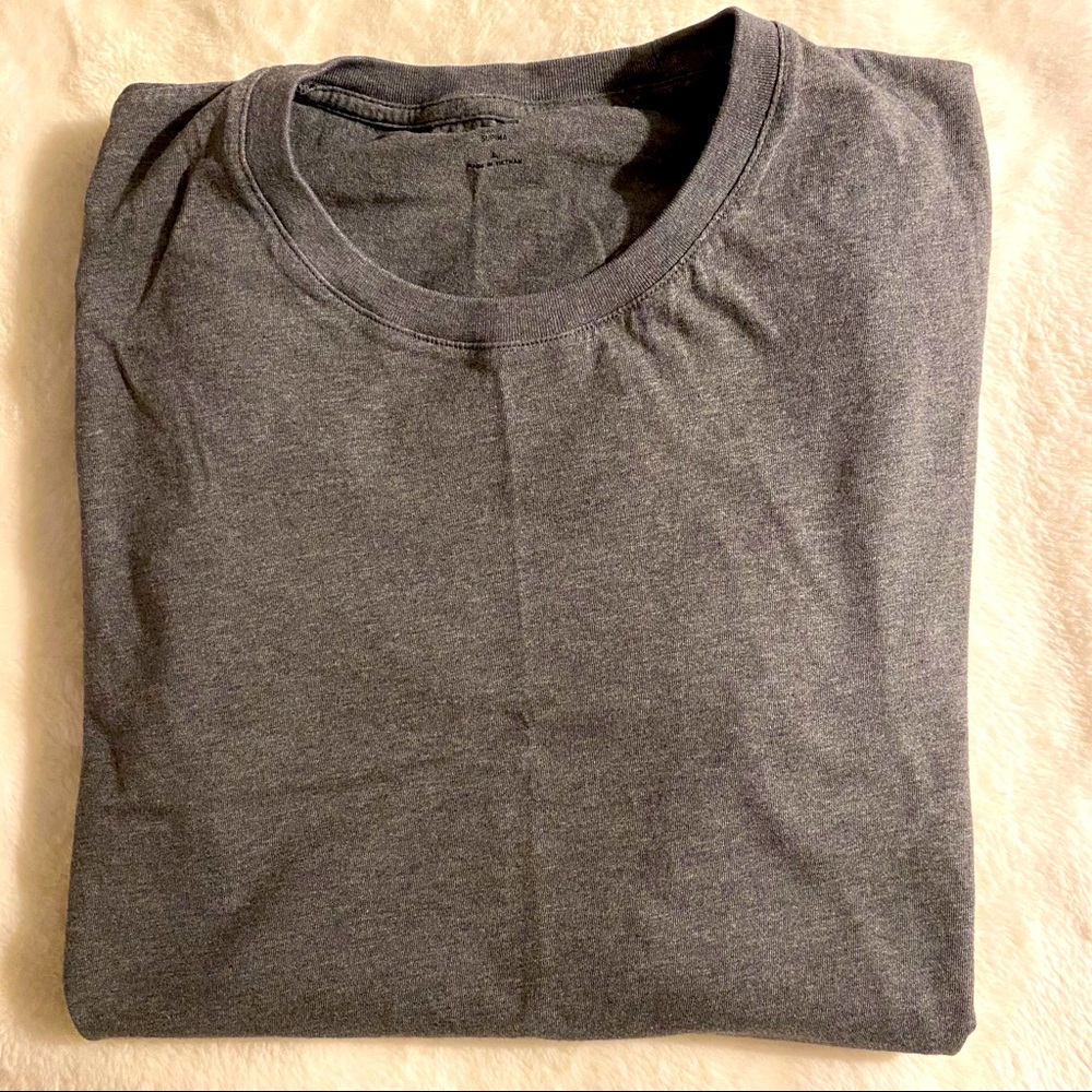Mens Uniqlo Tee Shirt (New)